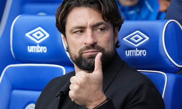 Martin offers bizarre 'thank you' to fans who protested against him